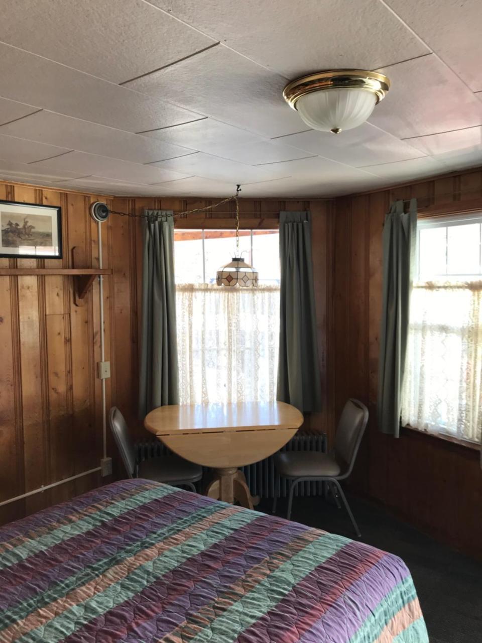 Trail Riders Motel Granby Extérieur photo